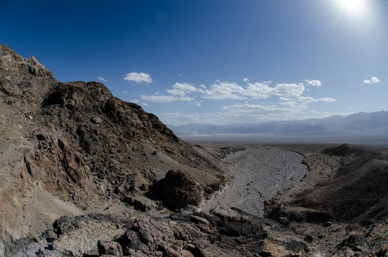 Illustration for article titled Overland Cheap Car Challenge - Part 3 - Death Valley